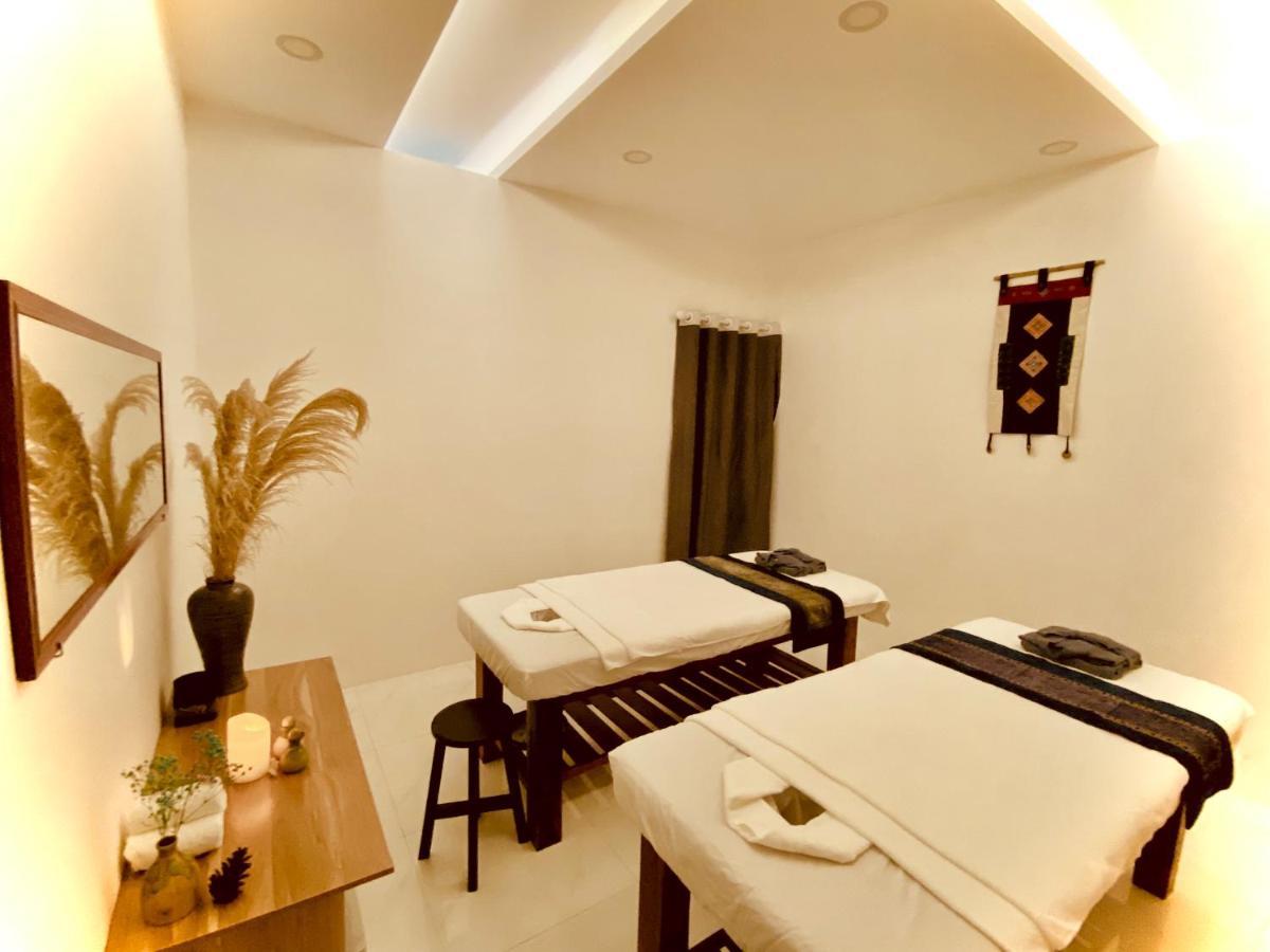 Herbs Spa & Hotel Grand World Фукуок Екстер'єр фото