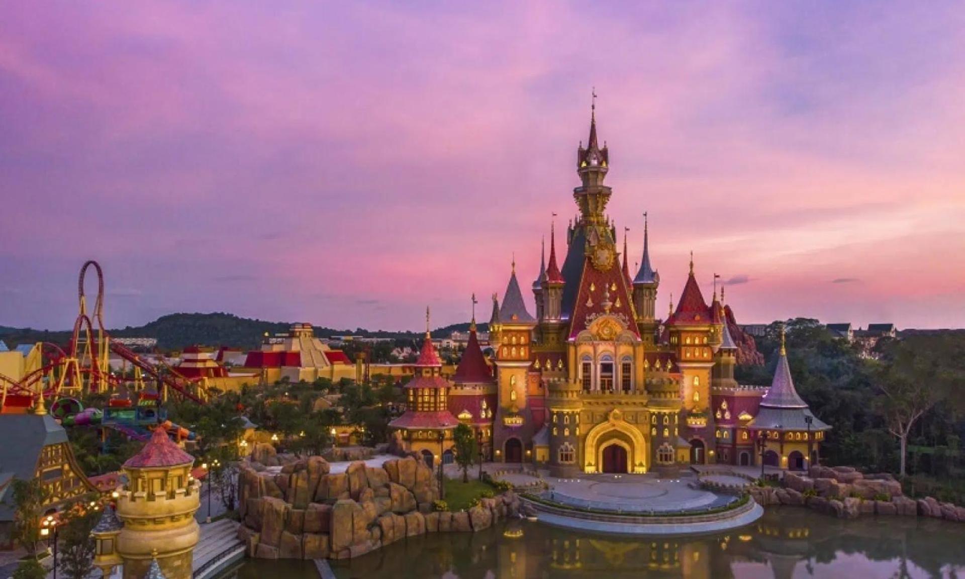Herbs Spa & Hotel Grand World Фукуок Екстер'єр фото