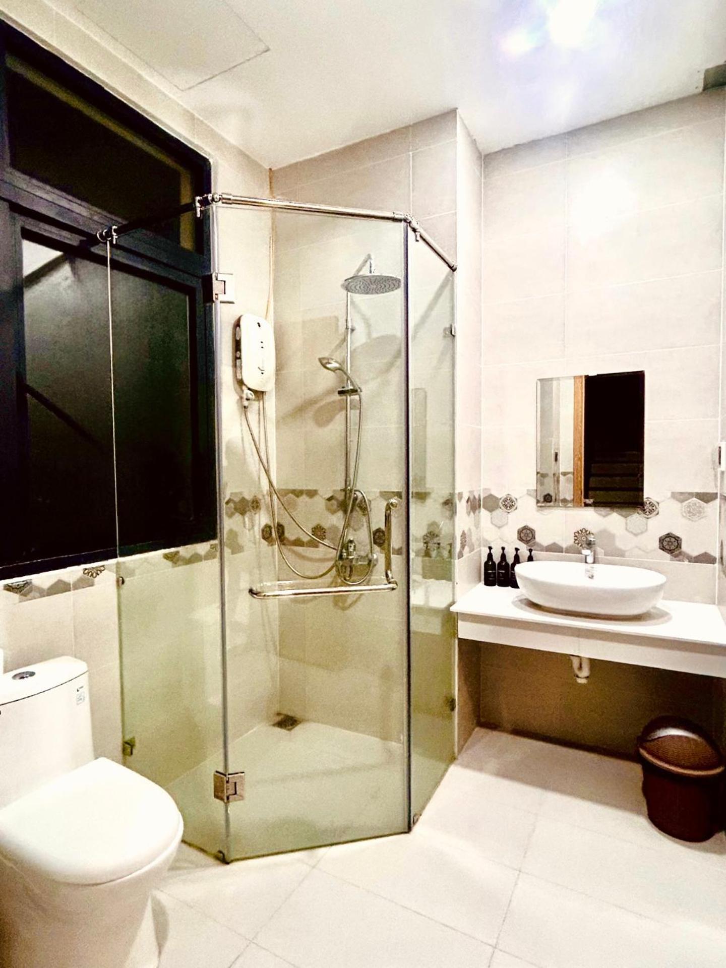Herbs Spa & Hotel Grand World Фукуок Екстер'єр фото